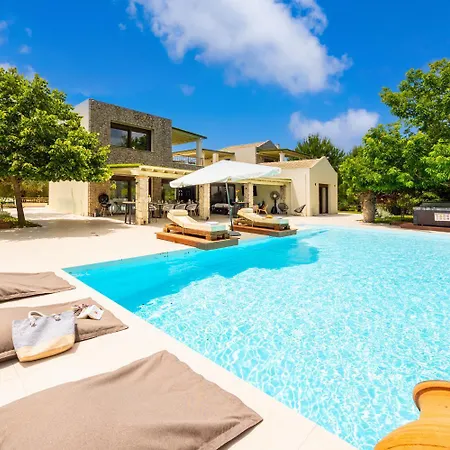 Wild Willow Villa *