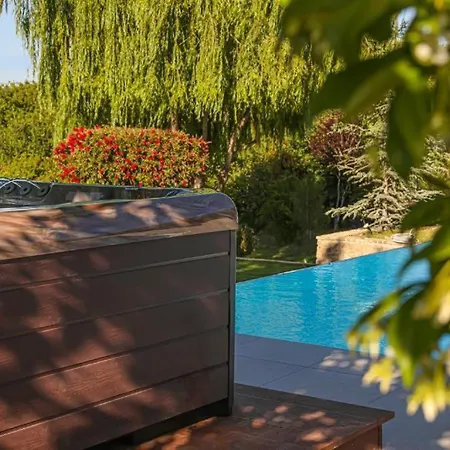Wild Willow Villa *