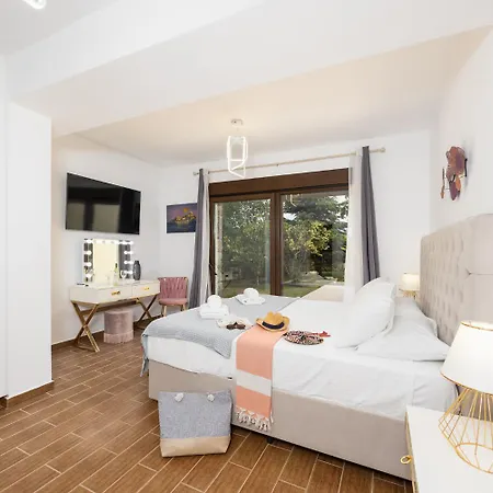 Wild Willow Potamós