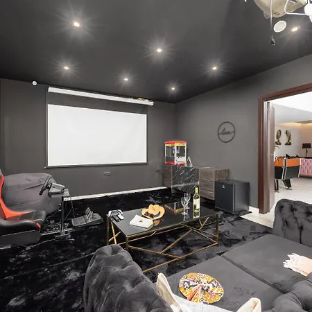 Wild Willow فيلة *